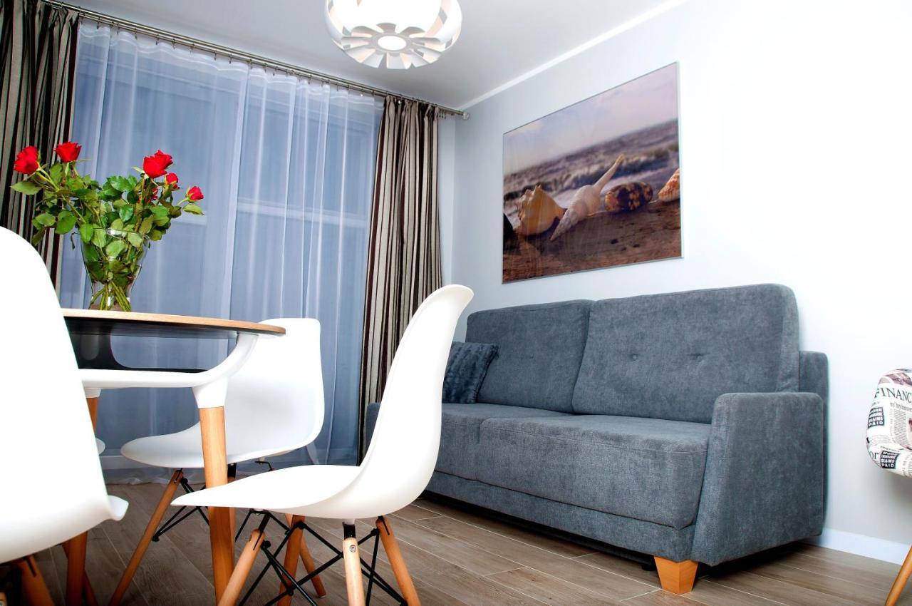 Apartament Ikar - 2 Pokojowy Przy Morzu Z Balkonem Pobierowo Εξωτερικό φωτογραφία