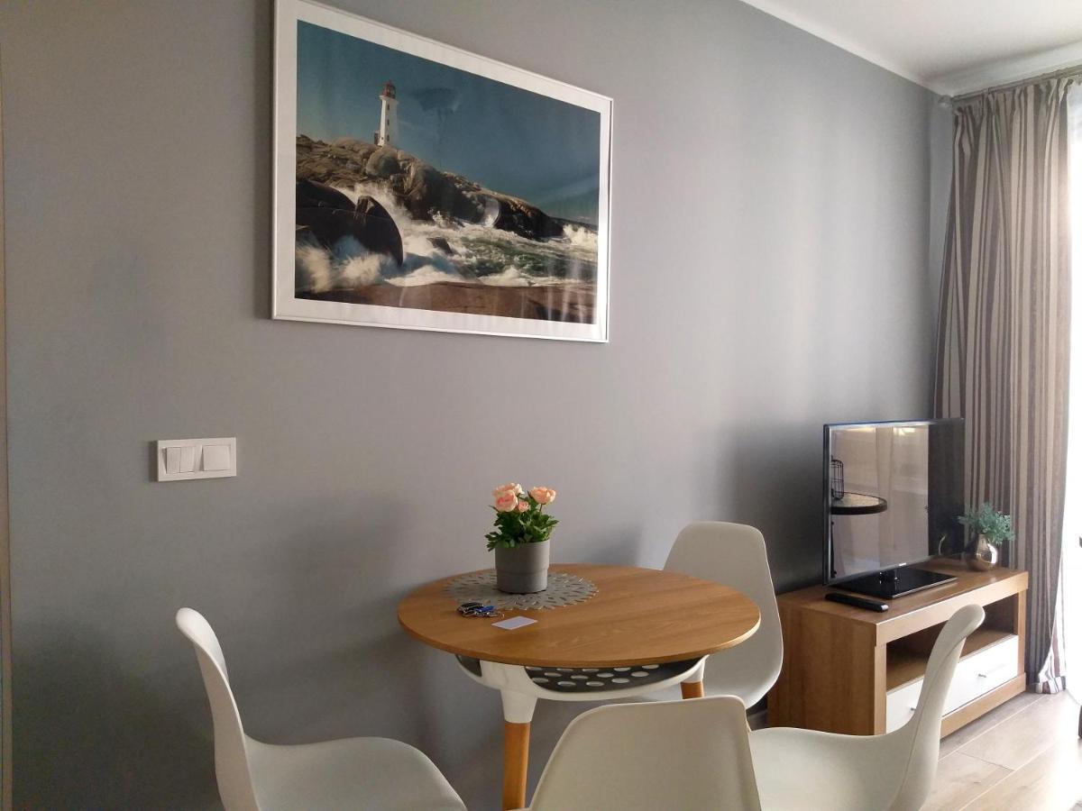Apartament Ikar - 2 Pokojowy Przy Morzu Z Balkonem Pobierowo Εξωτερικό φωτογραφία